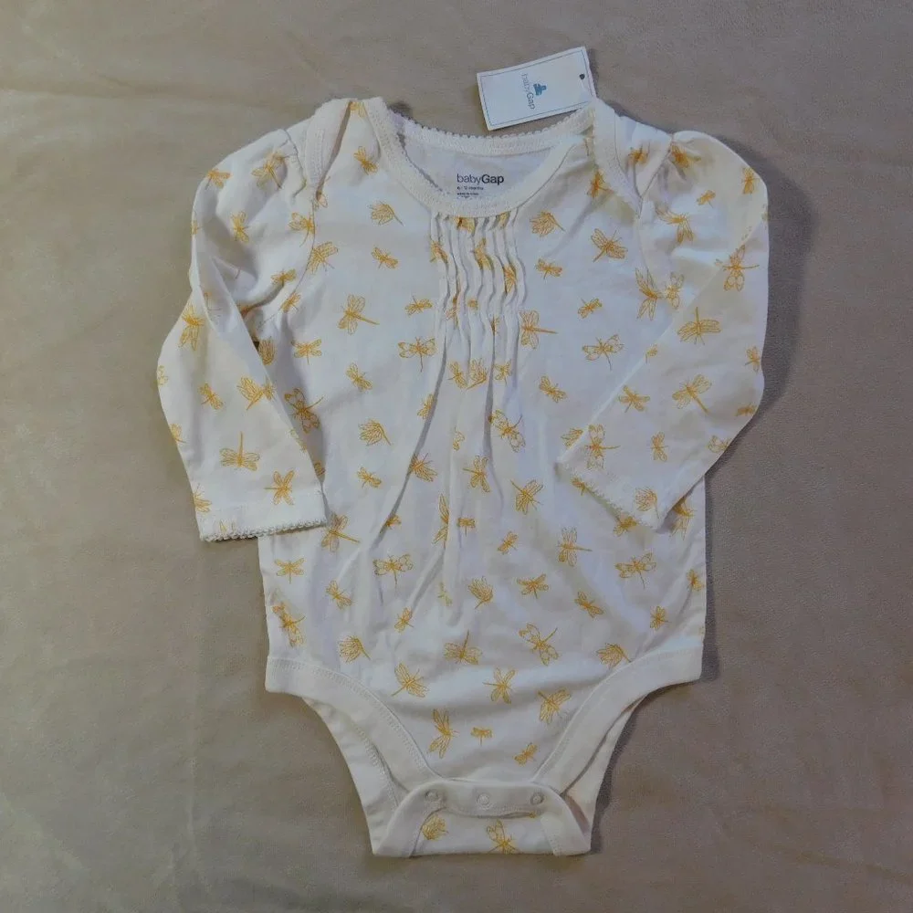 Old Navy bundle 12m
